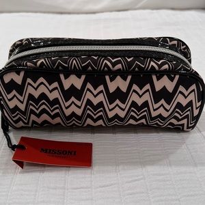 NWT Missoni (for Target) make up bag.
